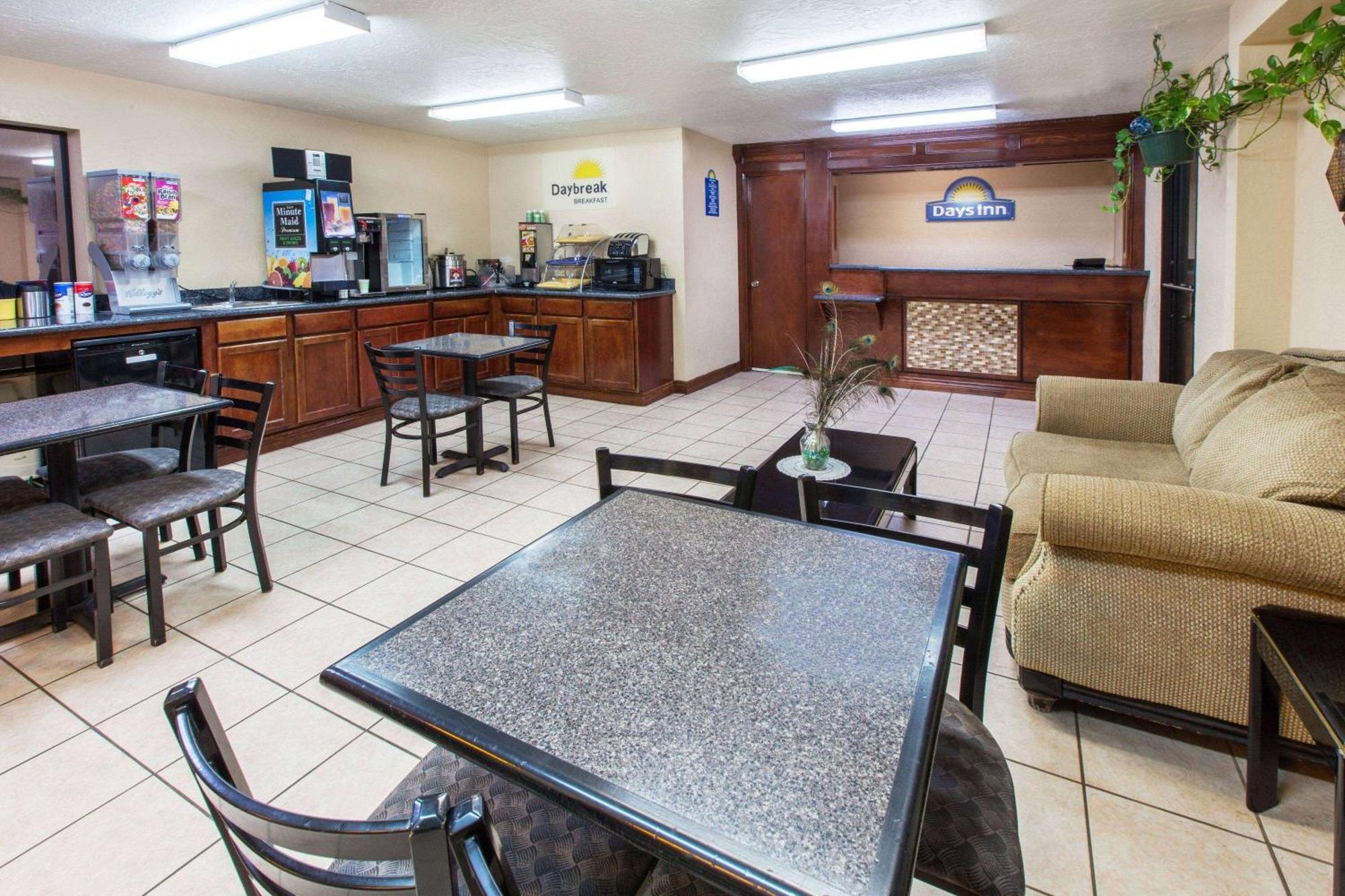 Days Inn By Wyndham El Reno Εξωτερικό φωτογραφία